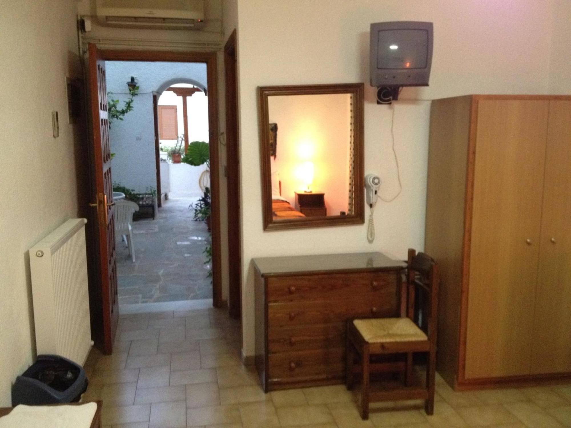 Pantazis Studios Aegina Kültér fotó